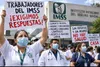 Sheinbaum reconoce desabasto y bajas prestaciones en el IMSS