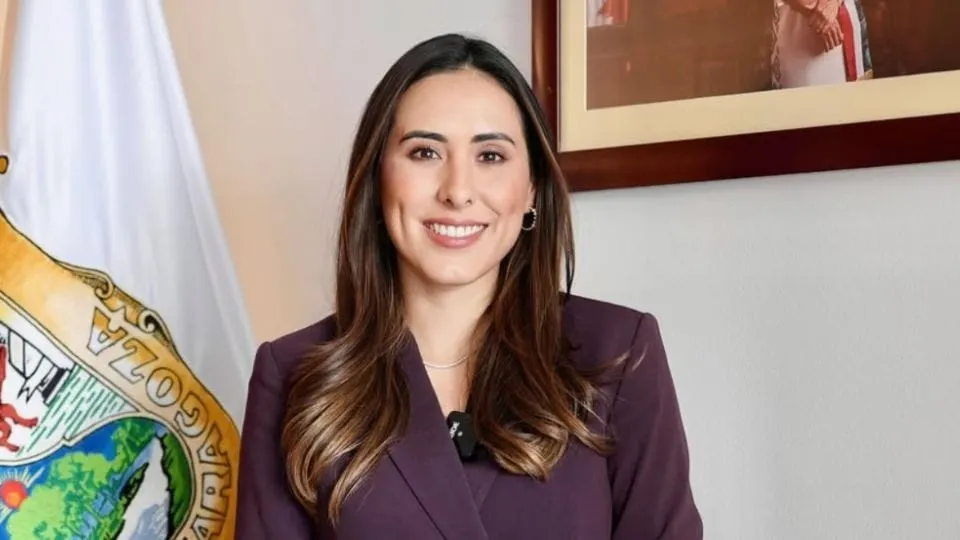 Deja Cecilia Guadiana el Senado en debate de doble nacionalidad
