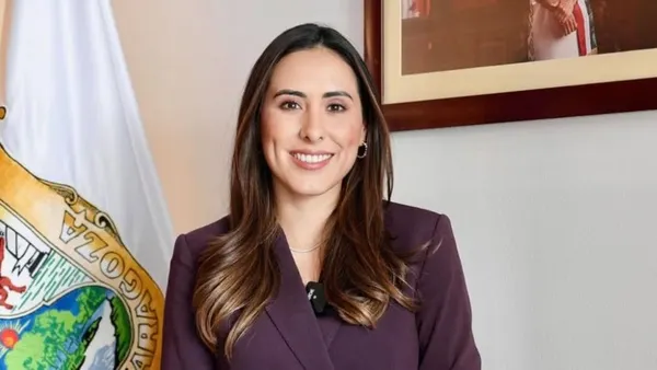 Deja Cecilia Guadiana el Senado en debate de doble nacionalidad