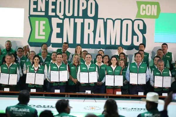 Anuncia Manolo mega inversión en los 38 municipios del Estado