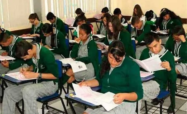 Exhiben resultados de PISA  fracaso educativo de México