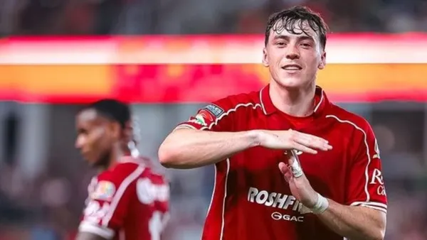 Toluca supera al León                         y llega a su primera final