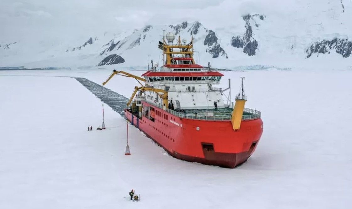 Polar ship