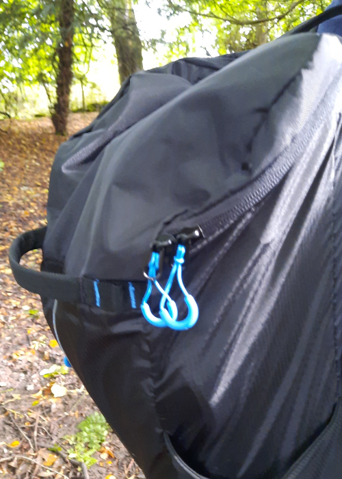 OEX Vallo Flow with grab handle and top pocket