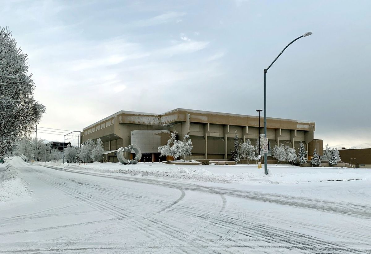 Street Outreach Teams Seek to Inform Homeless of Impending Cold