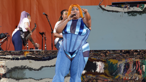 Lizzo’s threat to countersue dancers is a “scare tactic”, say the dancers’ legal reps