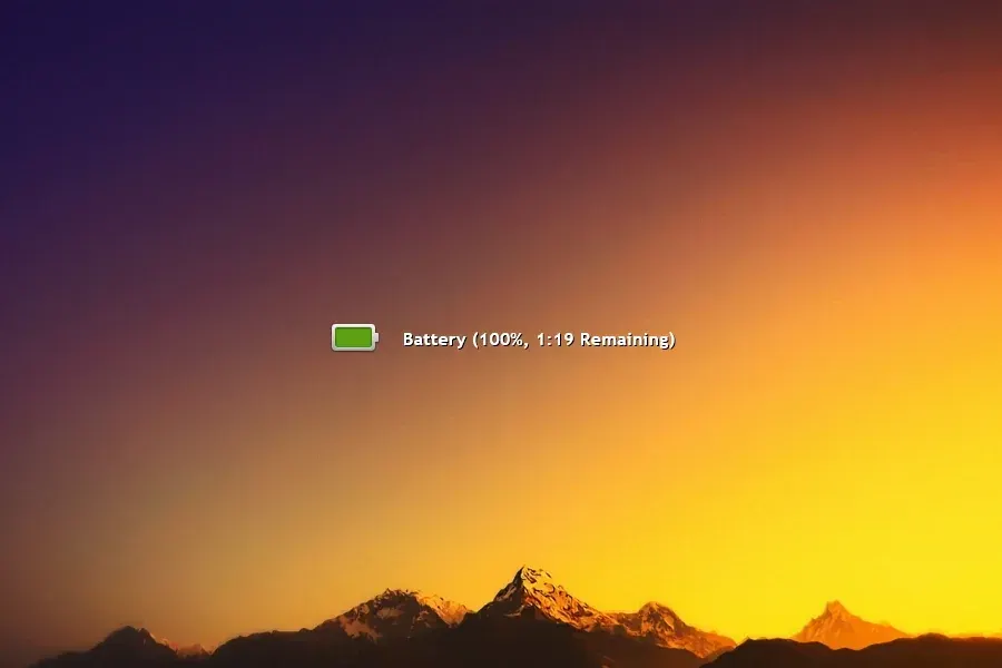 Source preview of BatteryWinget Rainmeter Skin credited to N00by4Ever