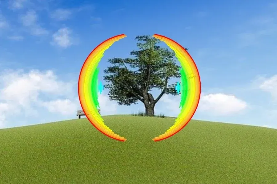 Source preview of Dubbel Eq Cirular: Two rainbow-colored semicircles made from joined lines, with resizing, color and color-intensity controls described by the source
