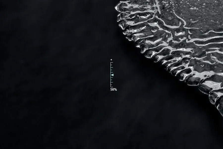 Source preview of Neon Volume Bars Rainmeter Skin credited to OsricWuscfrea