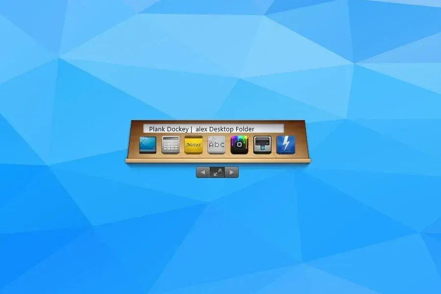 Source preview of Plank Dockey: A shortcut dock whose source describes forward/backward scrolling and a control for its overall size