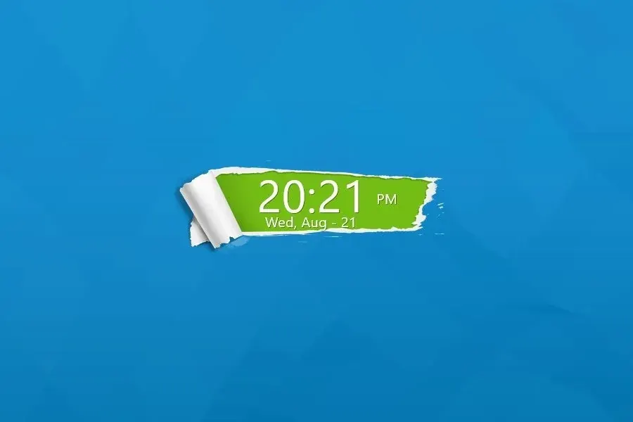 Source preview of Torn Paper Rainmeter Skin credited to UltimateRT