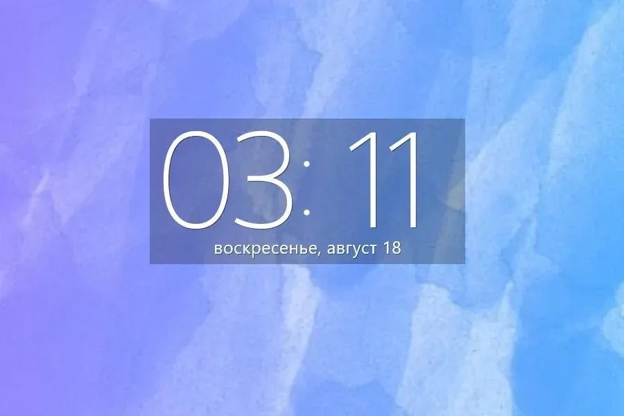 Source preview of xClock: An Xperia-style clock presented in four source-described options, with size and position adjustments