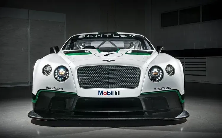 Bentley Continental GT3 racing car wallpaper imagery.