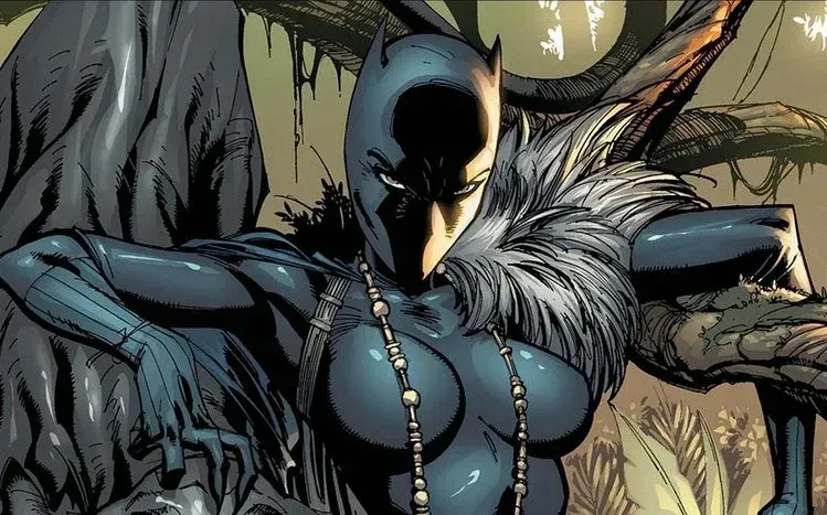 Marvel's Black Panther featured as a central desktop wallpaper subject.