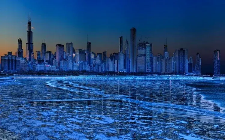 Chicago skyline wallpaper collection featuring the city’s architectural profile.