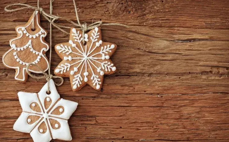 Gingerbread wallpapers featuring festive cookies and cozy holiday designs.