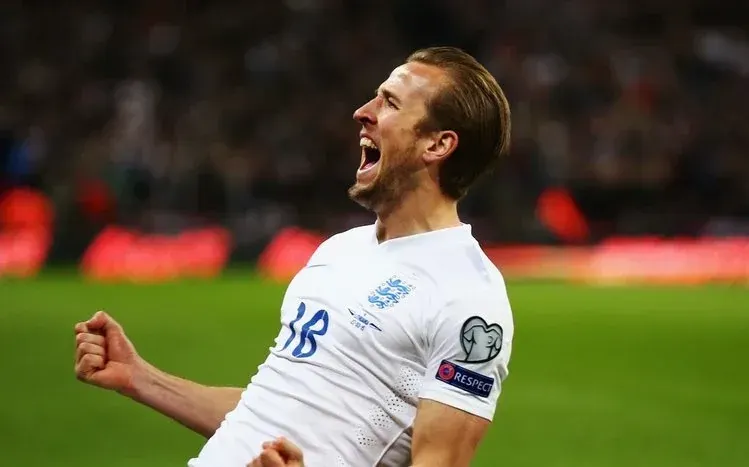 Harry Kane images in a footballer-focused wallpaper collection.