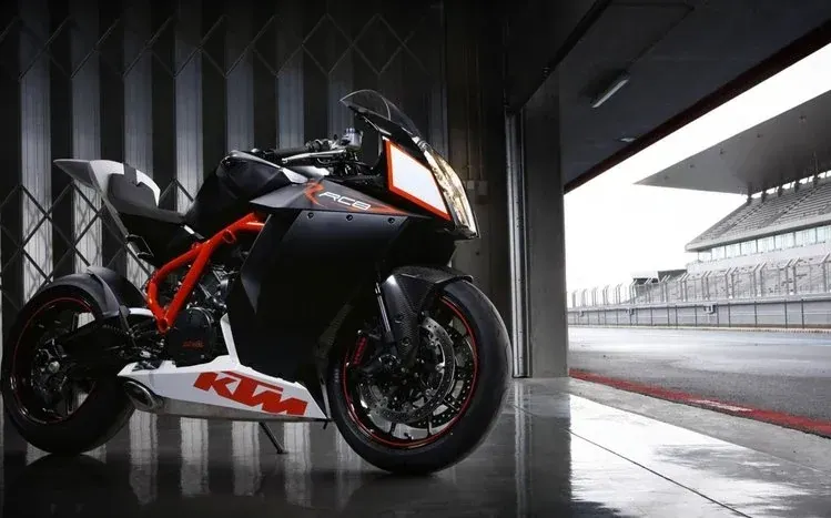 KTM motorbike wallpaper preview.