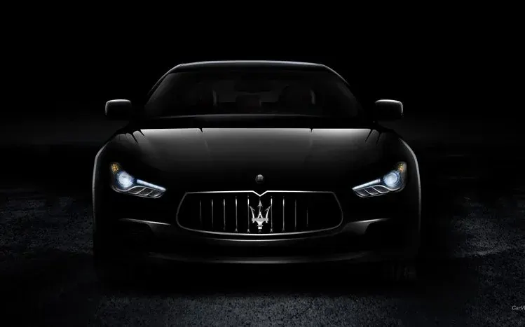 Maserati Ghibli wallpapers emphasizing the car's exterior design.