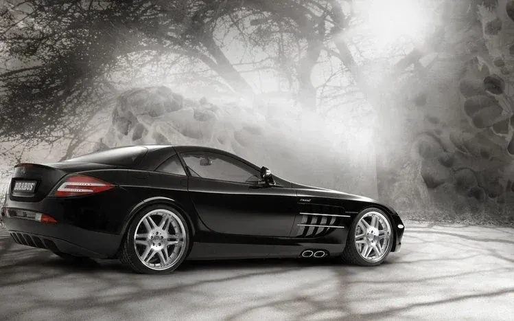 Mercedes-Benz car images in an automotive wallpaper collection.