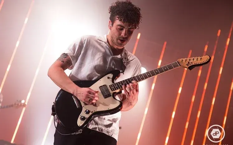 Paramore concert photographs and photoshoot imagery related to After Laughter.