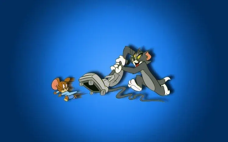Tom and Jerry wallpapers featuring the duo’s chases and comic antics.