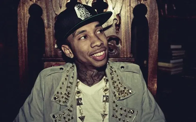 Tyga rapper-themed wallpaper collection.