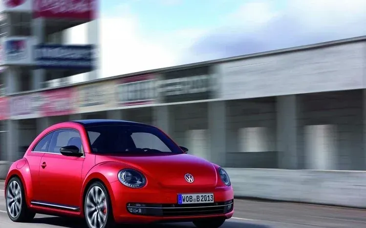 Colorful wallpapers featuring the vintage Volkswagen Beetle.