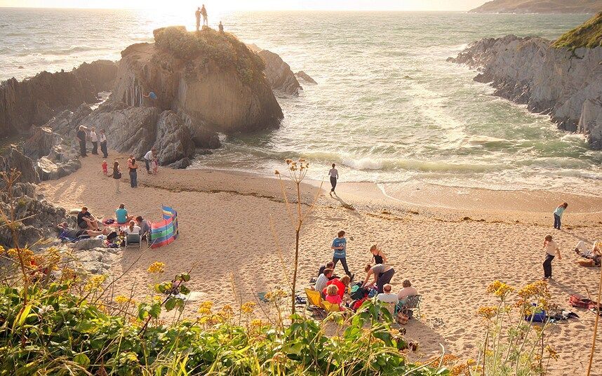 Unspecific Memories of an Unspecified Seaside