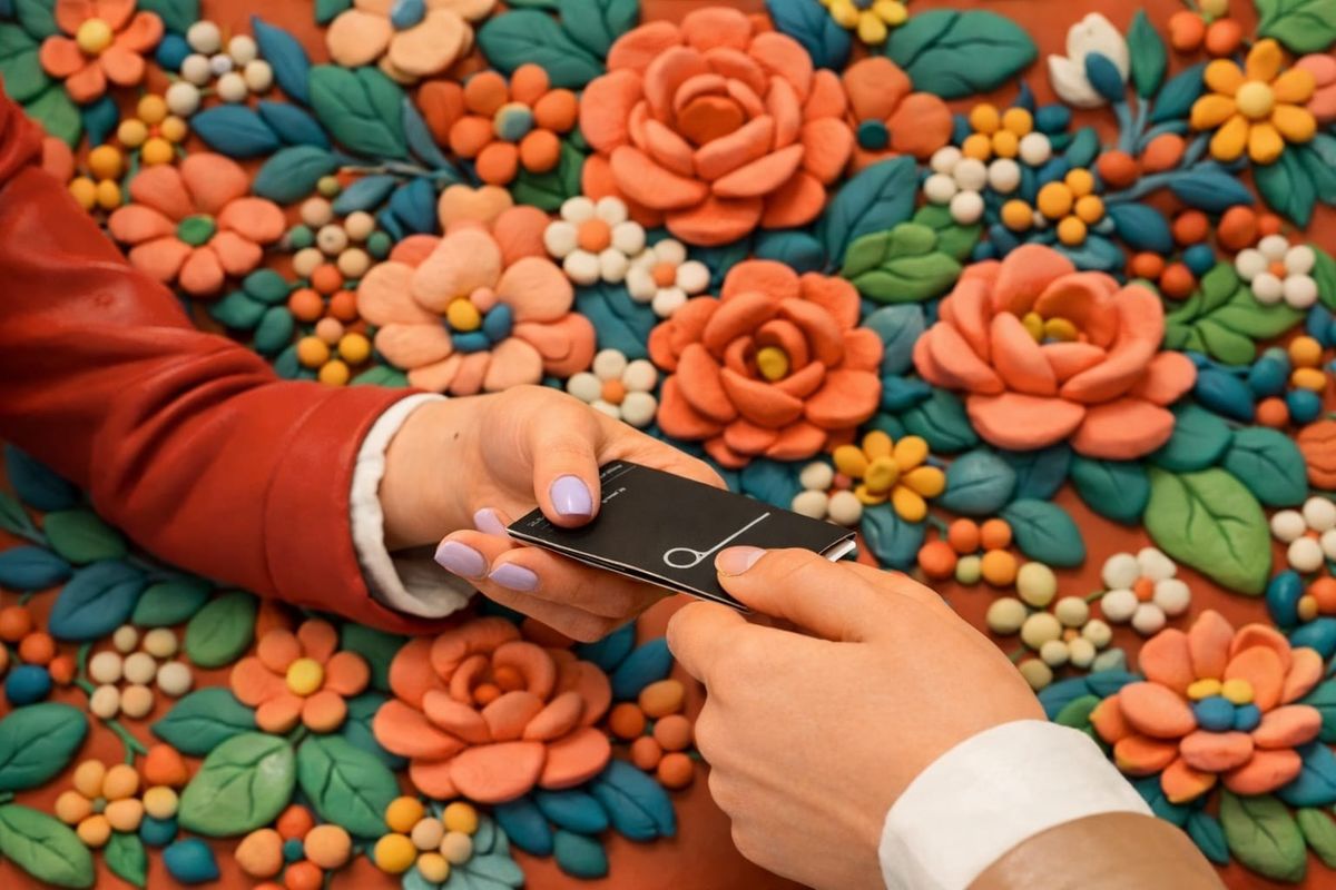 Featured image for the article: Hotel Guest Content: How to Turn Every Stay Into Authentic Marketing