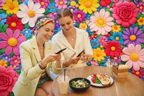 Customer Content + Digital Wallet Passes: The New Playbook for Brick-and-Mortar Marketing