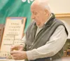 ROBERT DeBERRY/Frontiersman Lou MarkAnthony discusses mineral
characteristics with beginning prospecting students. morning at the
UAF Co-Op Extension Services in Palmer.