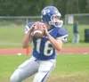 Palmer quarterback Dustin Silva attempts one of his season-high
12 passes during Palmer’s 14-0 win over Kodiak last week. Silva
completed six throws for 82 yards. JEREMIAH BARTZ Frontiersman