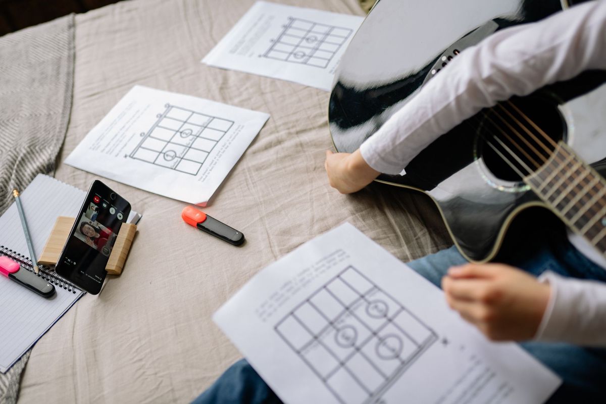 How to earn money from transcribing guitar tabs