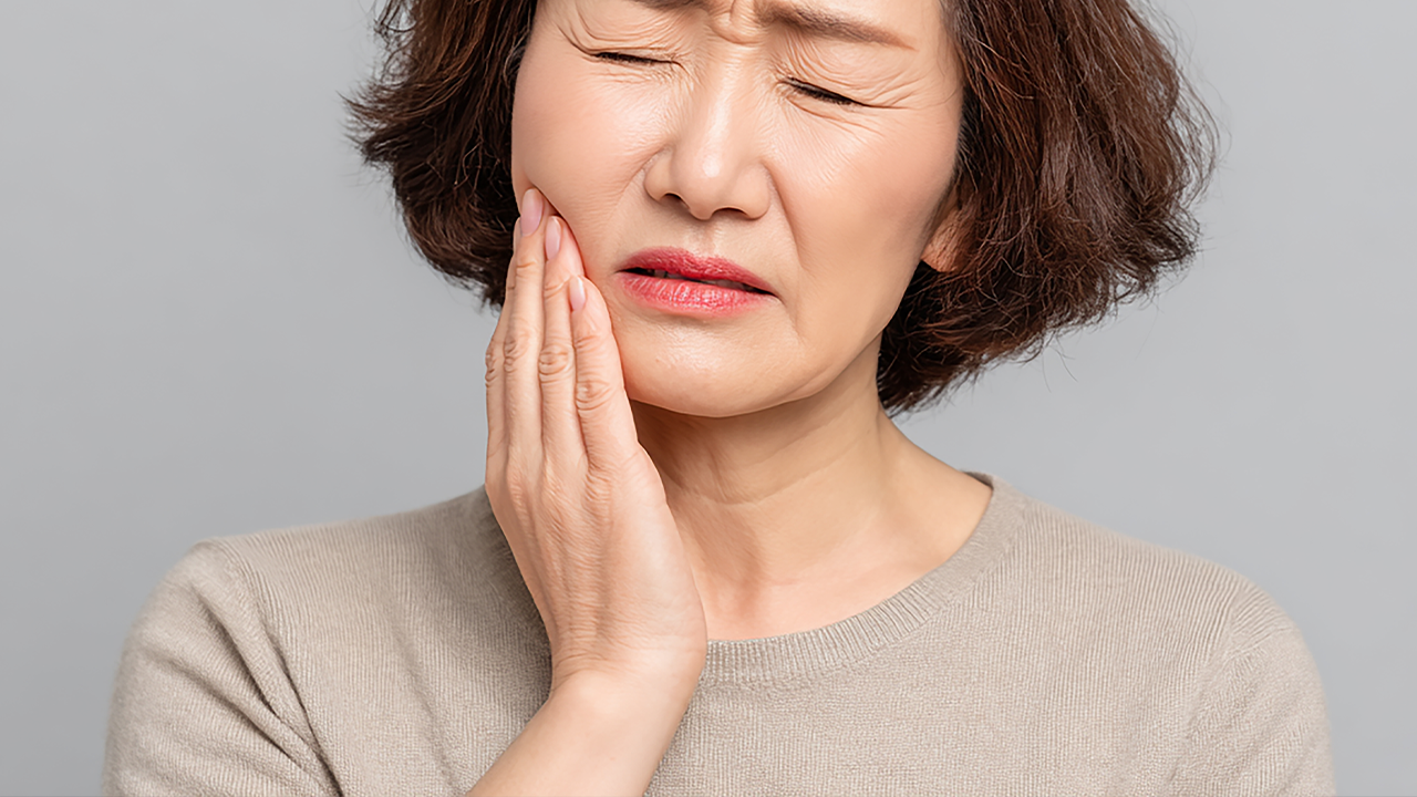 Full-Mouth Implants for Patients in Their 50s and 60s: Timing, Process, and Choosing All-on-X