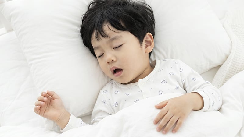 밤마다 입 벌리고 자는 건 그냥 잠버릇일까요?