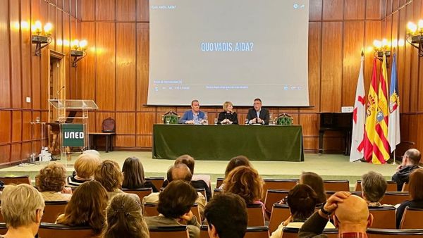 Cinefórum de "Quo Vadis, Aida?" con la embajadora de Bosnia-Herzegovina