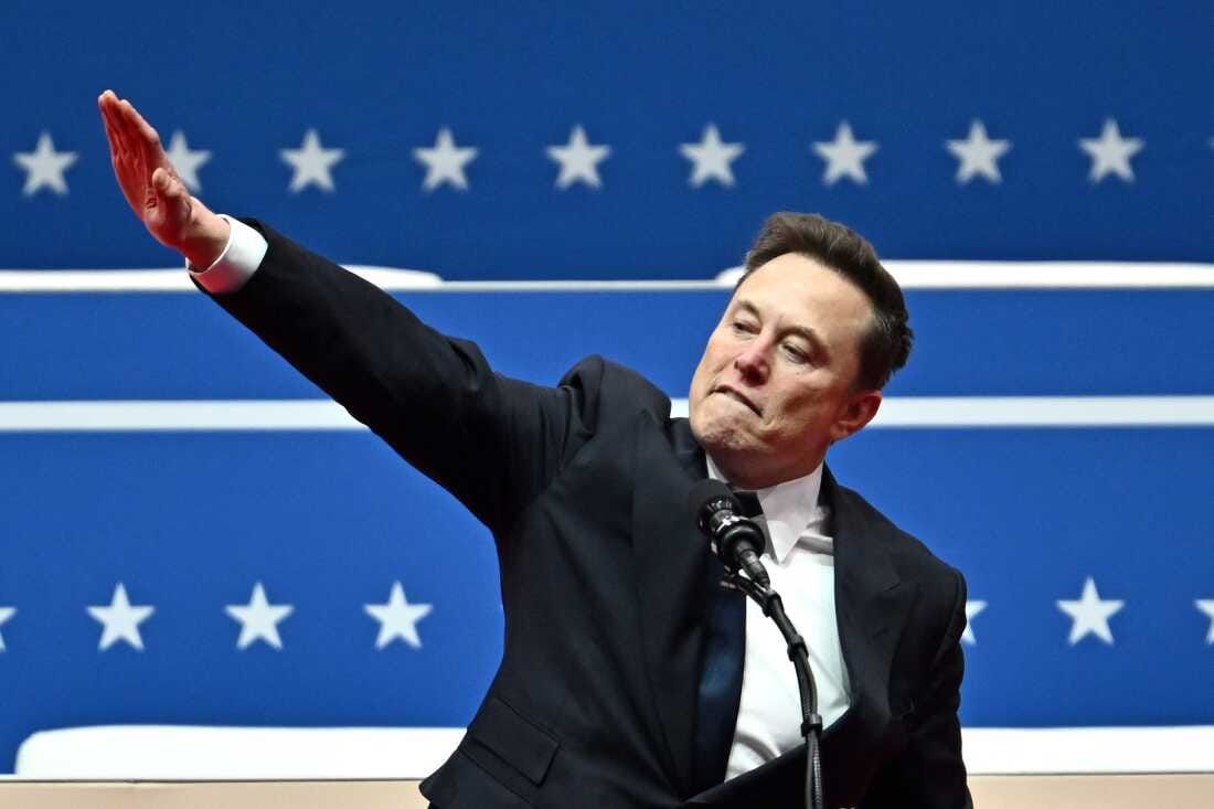 How Elon Musk Conned America