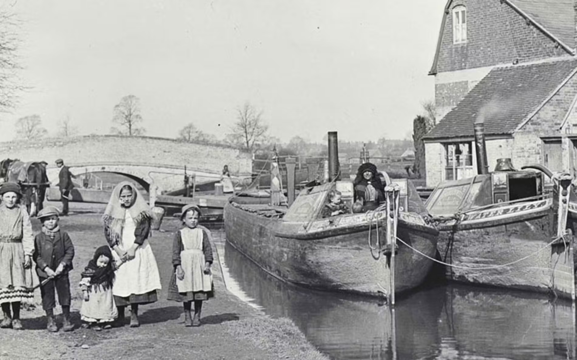 https://canalrivertrust.org.uk/things-to-do/canal-history/history-features-and-articles/the-decline-of-the-canals