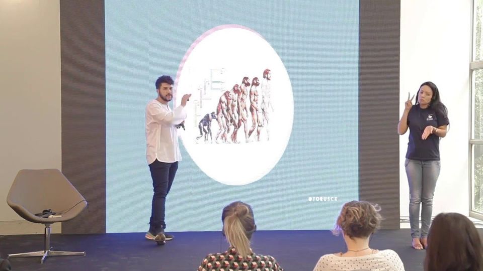 Zeitgeist e Inteligência Temporal: SPFW Projeto Estufa #3