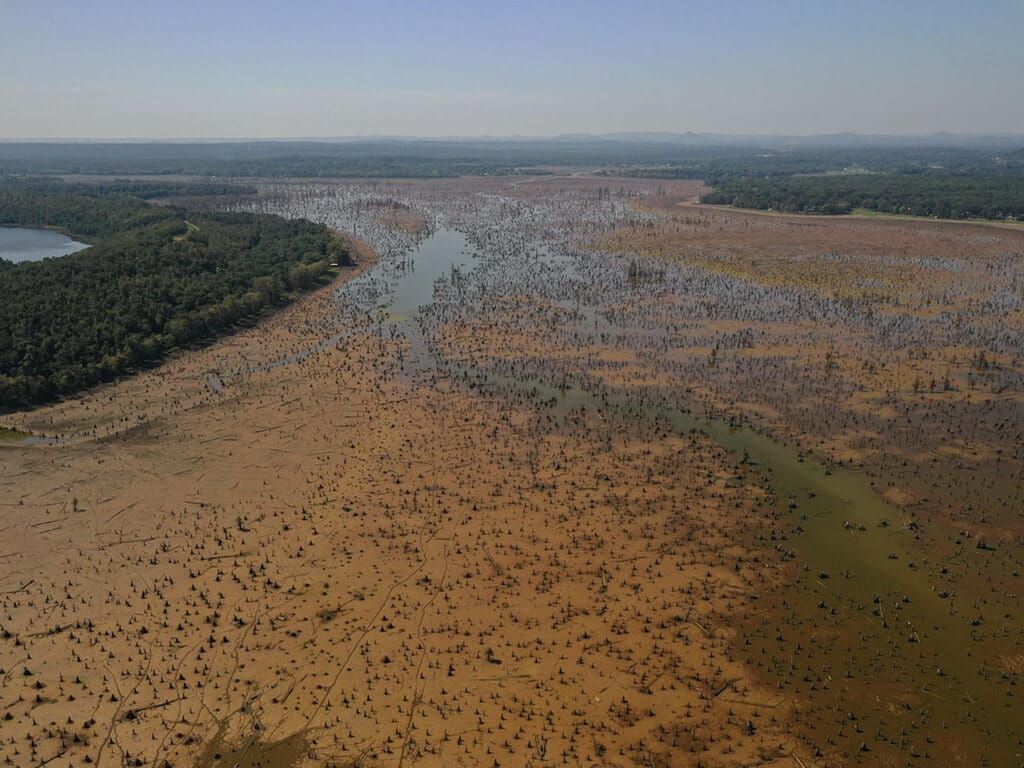 Lake Conway Renovation Progresses as Boat Lanes Take Shape