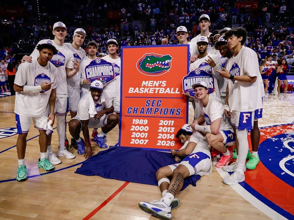 Florida’s Frontcourt Power Overwhelms Arkansas in Gainesville Rout