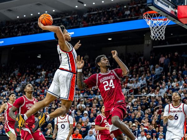 Arkansas Stumbles at Auburn, Taking First Conference Loss