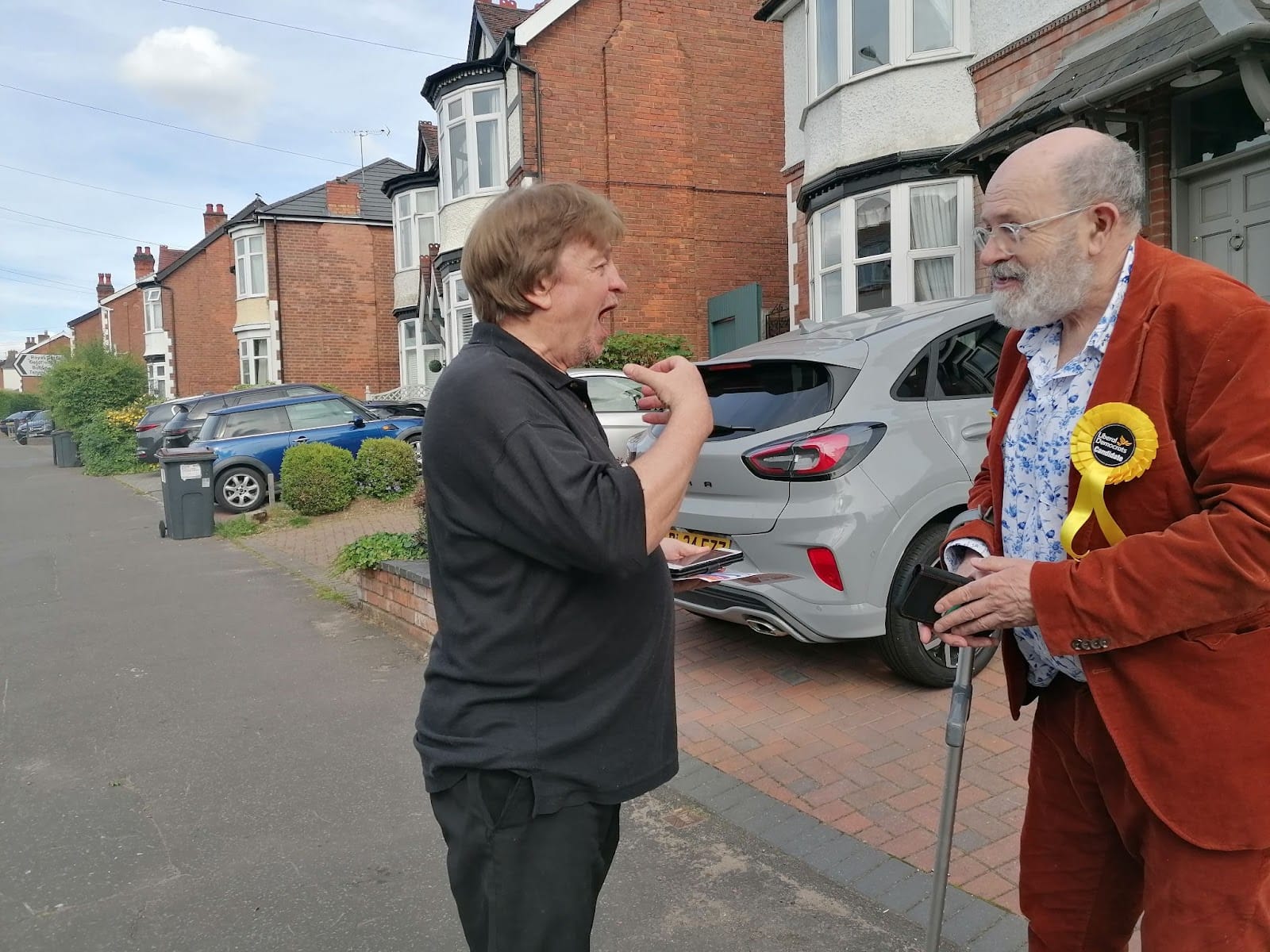 Shysters, buffoons and w***ers?