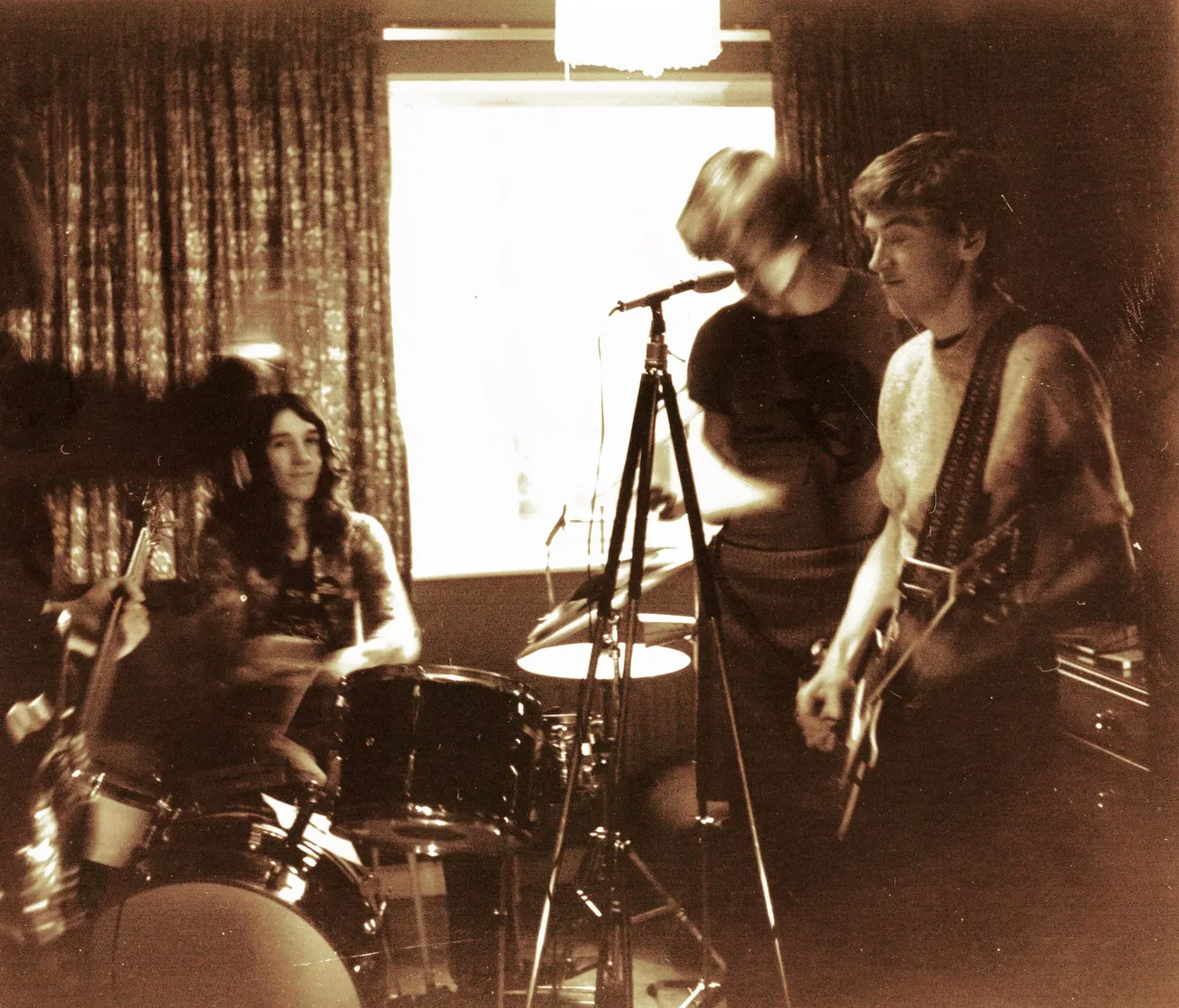 The Solihull band that influenced Sonic Youth and Blur