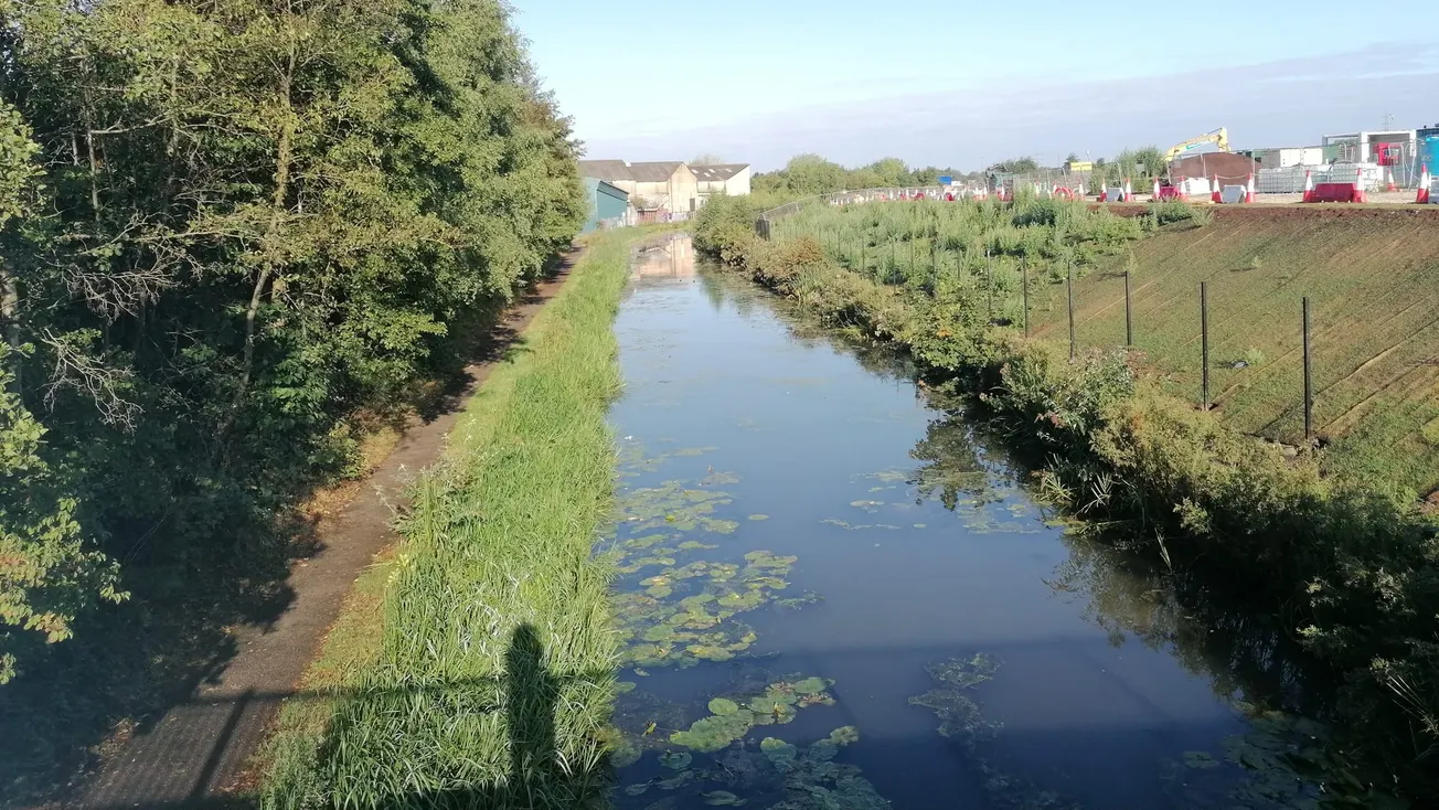 Mystery donor pledges £10,000 to canal clean up