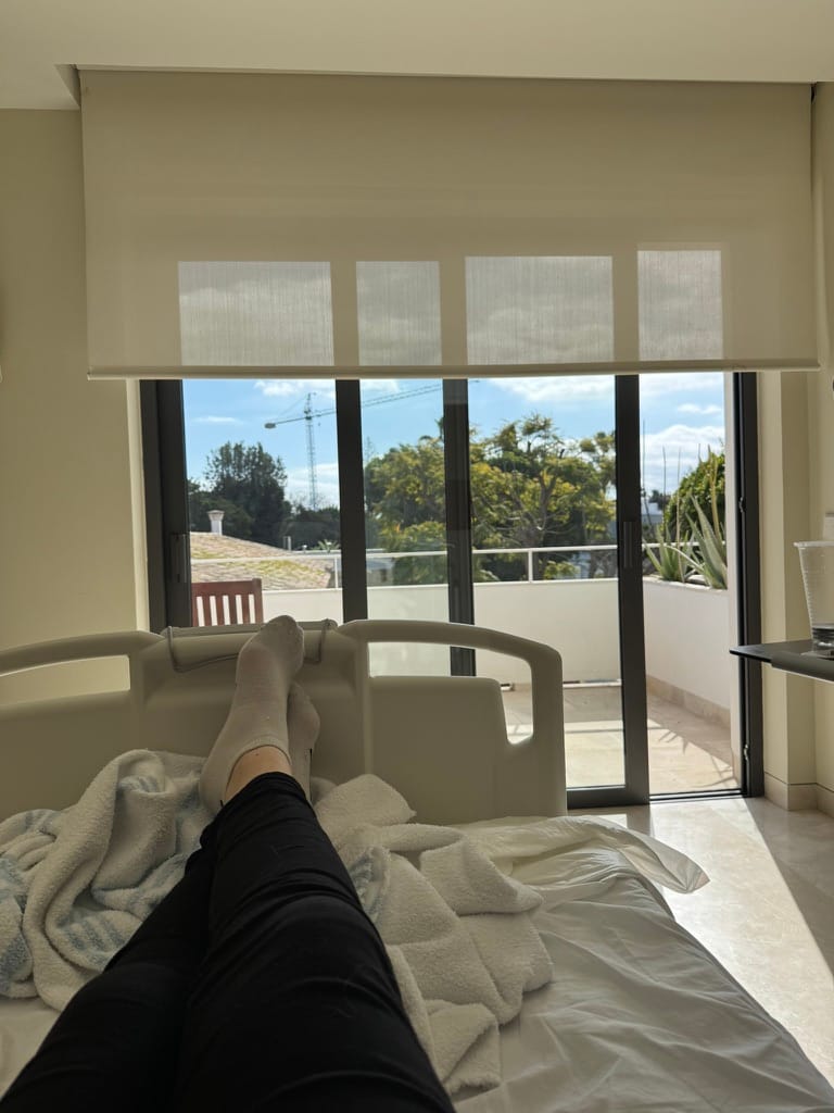 The hospital room with the balcony. Really pretty room.