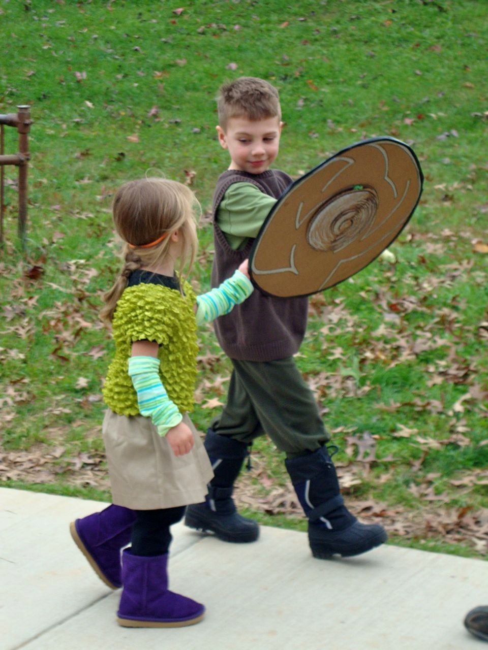 I love Boogie's expression in this one.