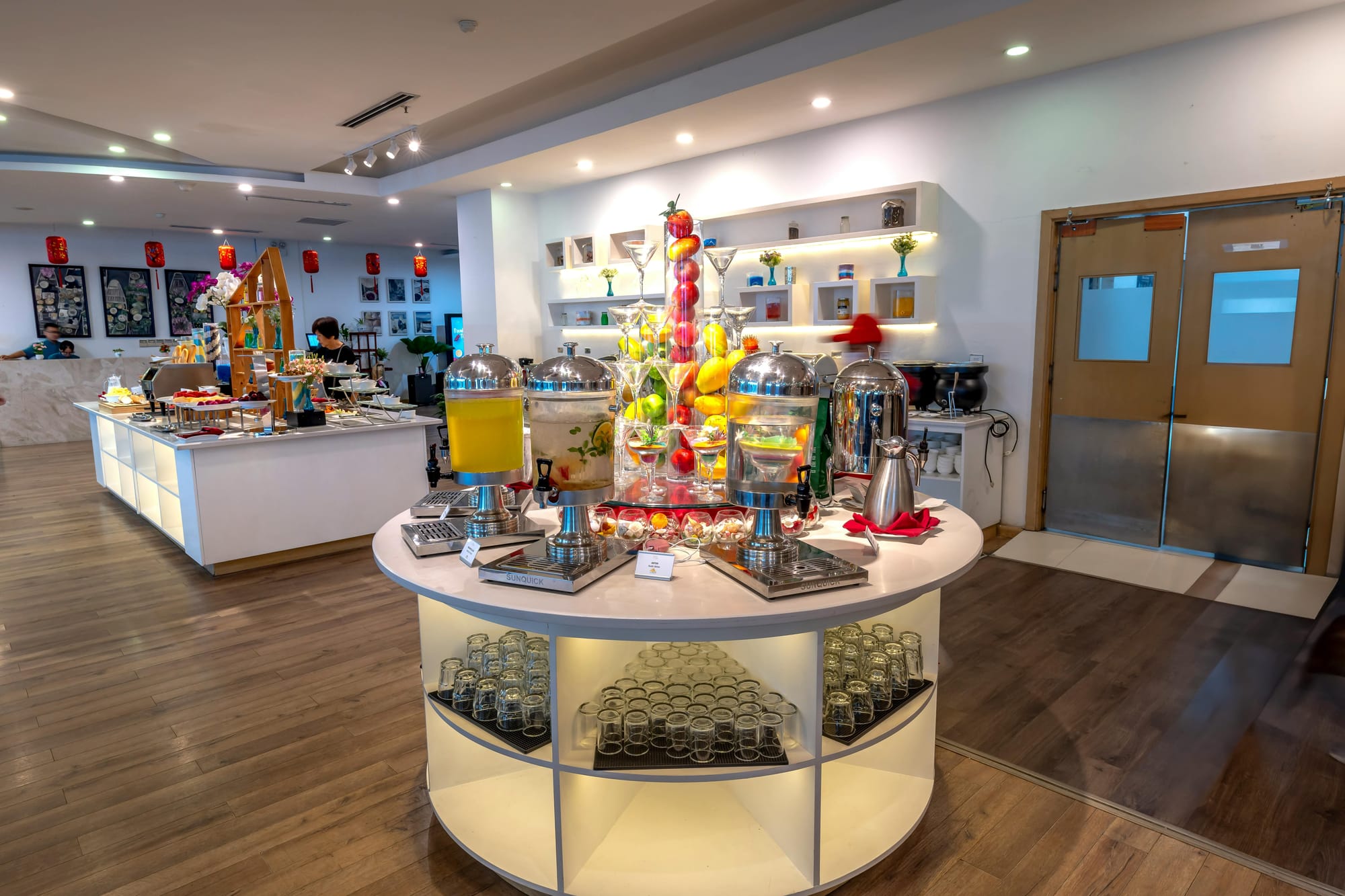 Buffet petit déjeuner continental