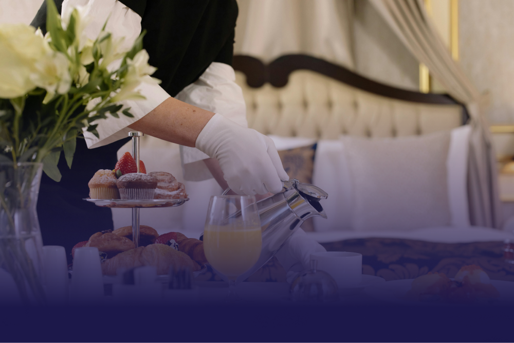 serveur petit déjeuner